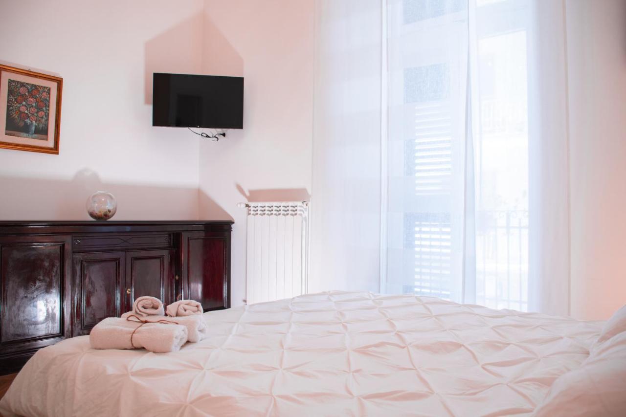 Luxury Bnb Pisacane Lejlighed Bari Eksteriør billede